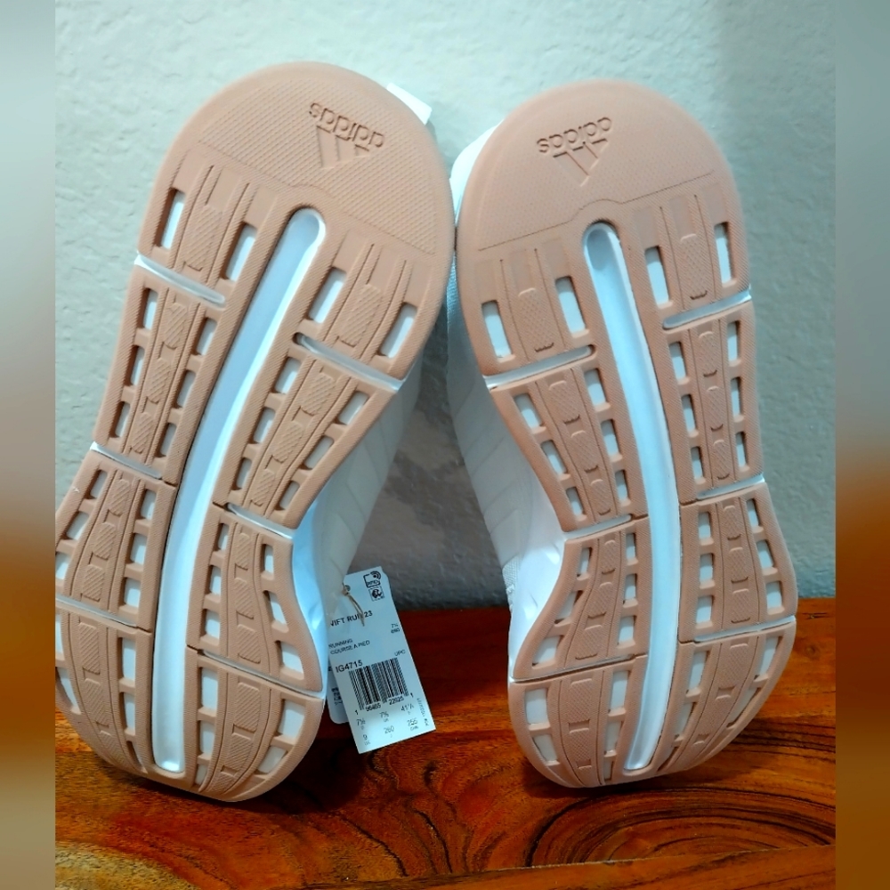 WOMEN'S ADIDAS SWIFT RUN 23 - Picture 5 of 5